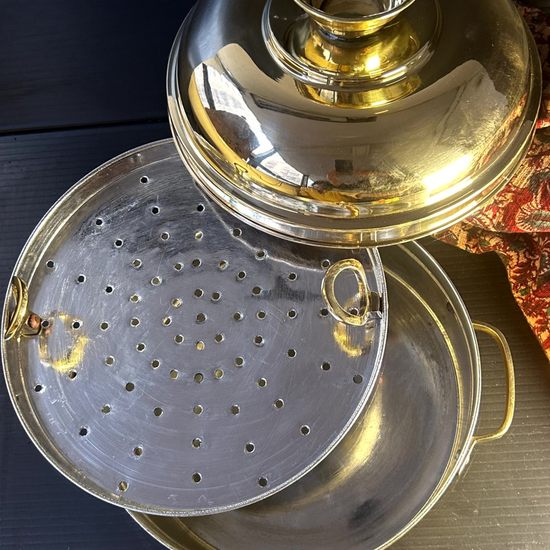 Kalhai Modak Patra / Steamer Brass Jug with 2 Glasses comes with two trays  Product Code – KB017